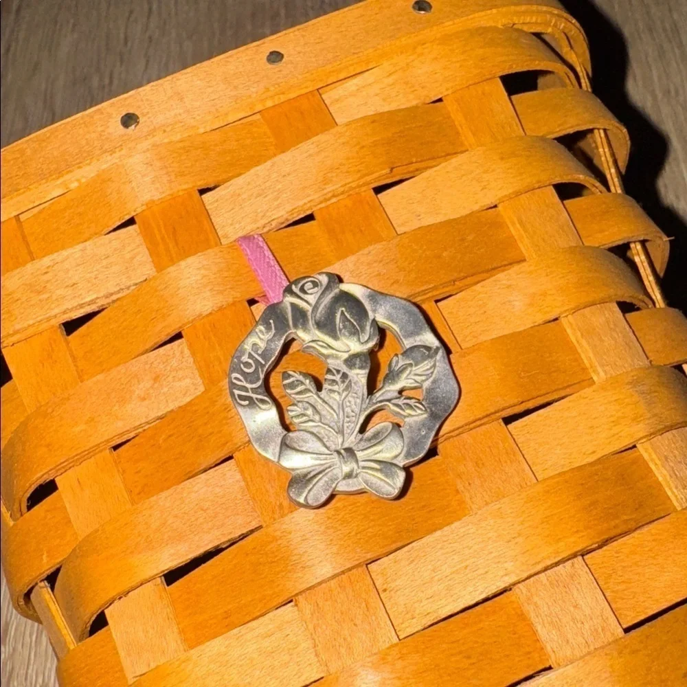 Longaberger handmade basket small pocket broken trim comes with pin 2004  HOPE